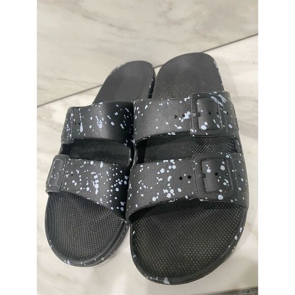 Freedom Moses Women's Black Splatter Two Strap Slides Size 7/8 Casual Sandals - Picture 2 of 15